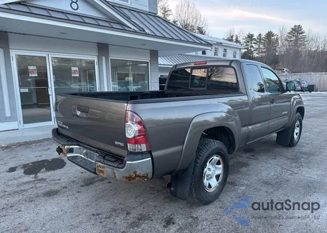 2009 Toyota Tacoma from USA, damaged, VIN 5TEUX42N19Z668884